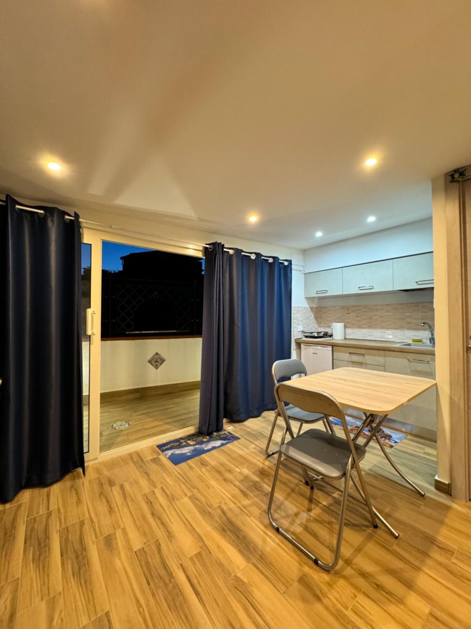 Taormina'S Sun Apartment Ngoại thất bức ảnh