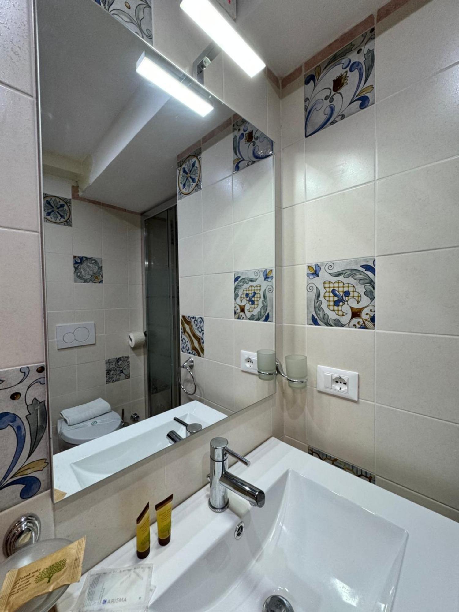 Taormina'S Sun Apartment Ngoại thất bức ảnh