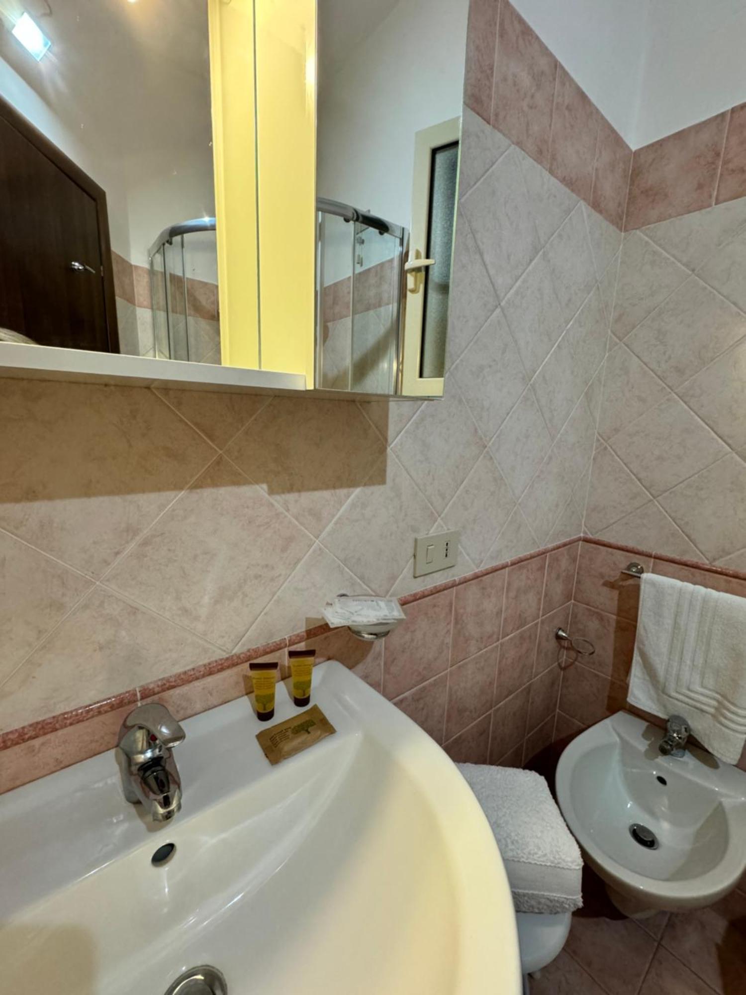 Taormina'S Sun Apartment Ngoại thất bức ảnh
